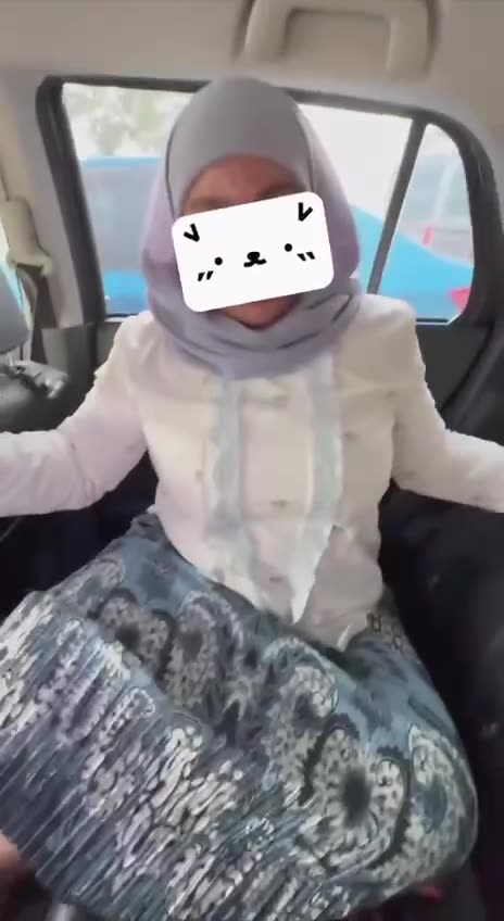 Aliyah Abg Cantik Viral Pamer Toket Mulus