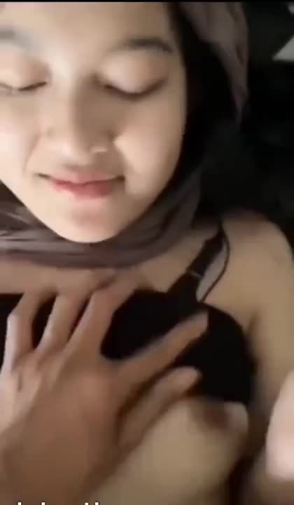 Mantan Sange Ngewe Pakai Kerudung