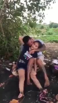 Abg Tocil Ngewe Masih Sempit Crot Banyak Di Paha