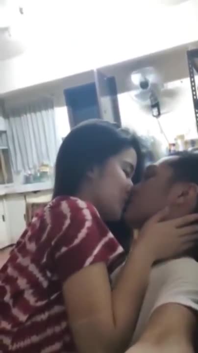 Digoyang Abg Jilbab Berkacamata Yang Lagi Sange