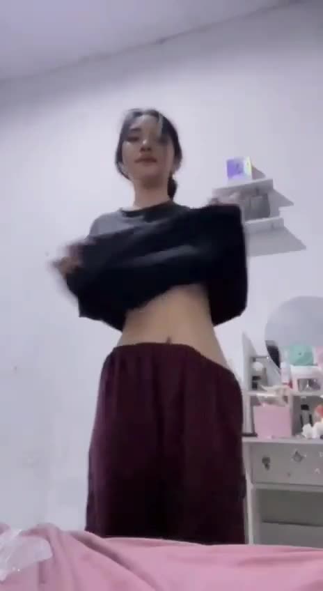 Selingkuh Ngewe Sama Orang Sambil Nelpon Pacarnya