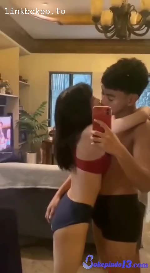 Abg Desahan Sakit Tapi Nikmat Posisi Doggy