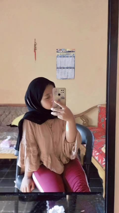 Andini Permata Lagi Pakai Jilbab Mendesah Colmek