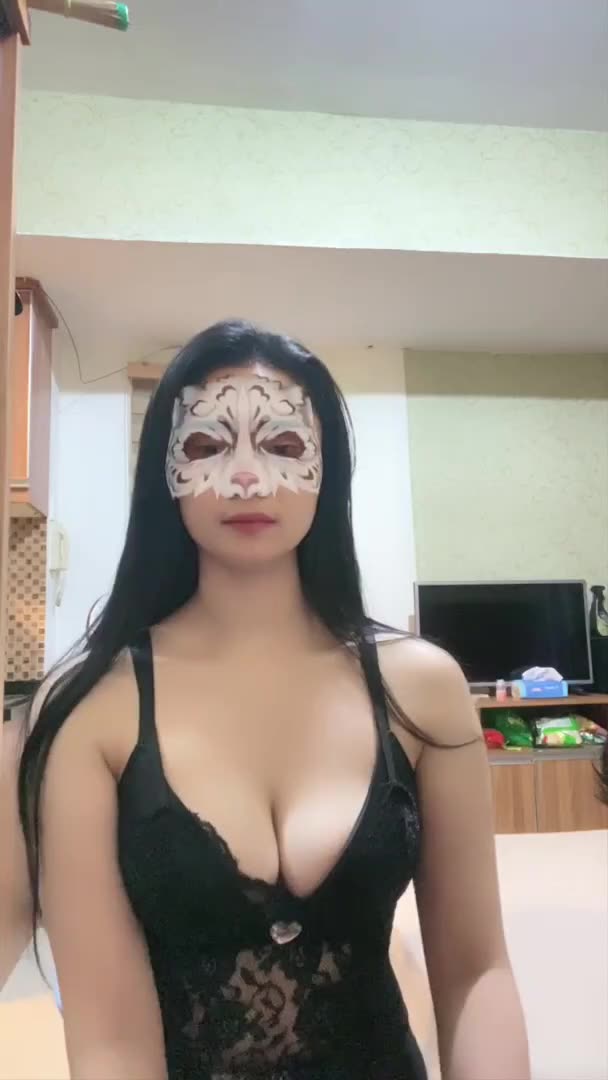Abg Jilbab Malu Malu Menikmati Colmek Pakai Timun
