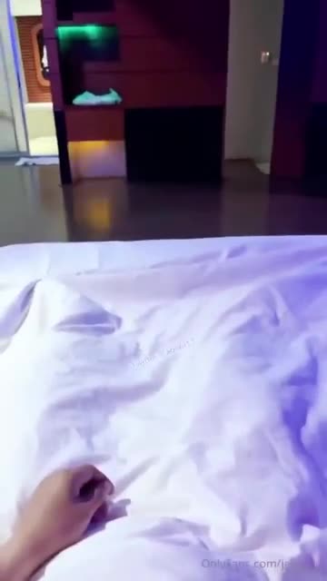 Miss Celva Pakai Lingerie Sange Colmek Pakai Dildo