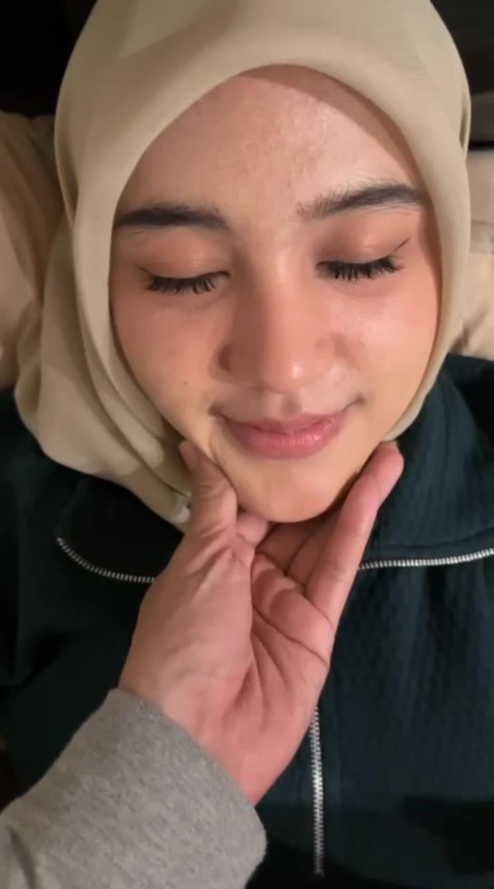 Aliyah Abg Cantik Viral Asik Colmek Di Kamar