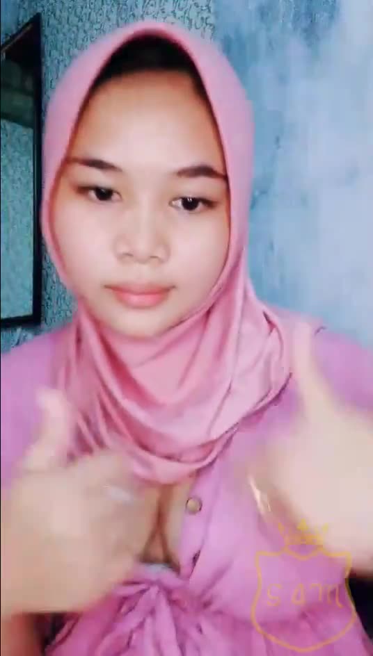 Vivi Sepibukansapi Tobrut Sange Colmek Pakai Lingerie
