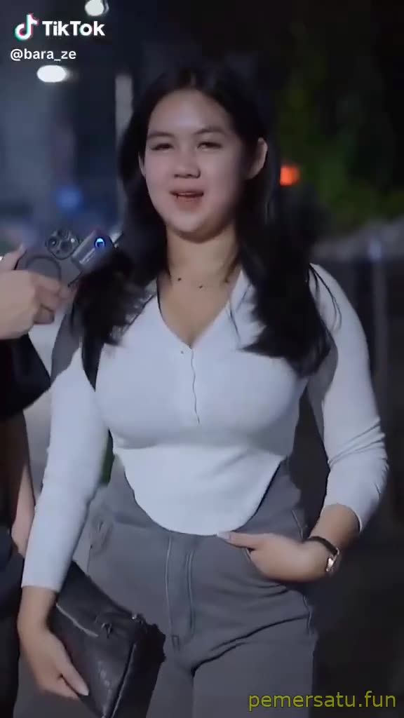 Icha Tobrut Ngewe Mendesah Gaya Wot Dan Doggy
